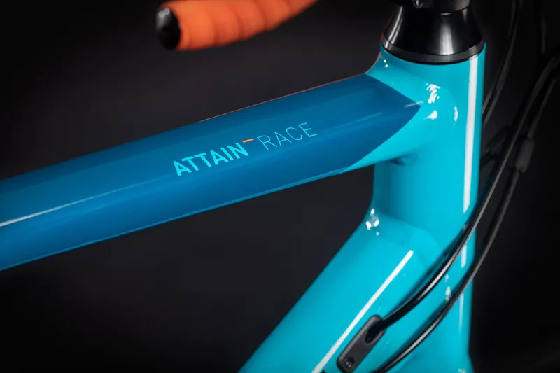 2021 Cube Attain Race Road Bike in Blue-2